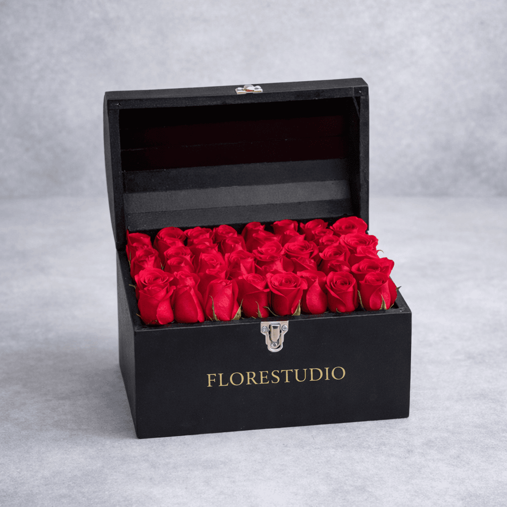 Cofre de 36 Rosas Rojas – Amor Inolvidable